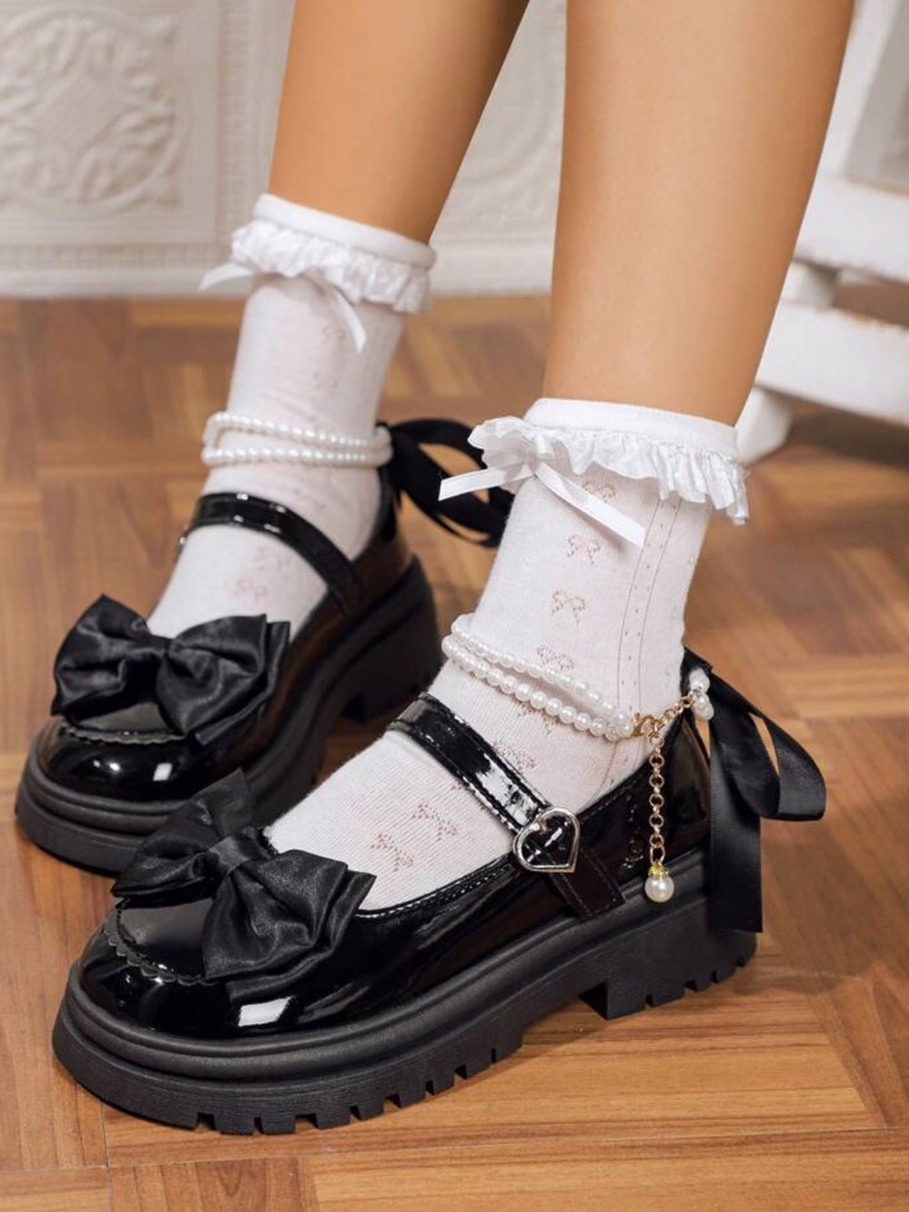 Black Patent Mary Jane Lug Sole Platform Shoe Pearl Ankle Strap Bows Women 37 EU